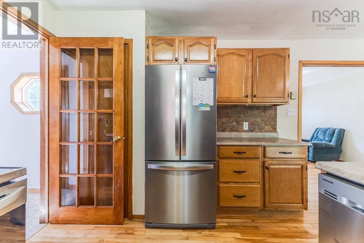 140 Spruce Drive, Salmon River, Nova Scotia  B2N 5R5 - Photo 5 - 202520044