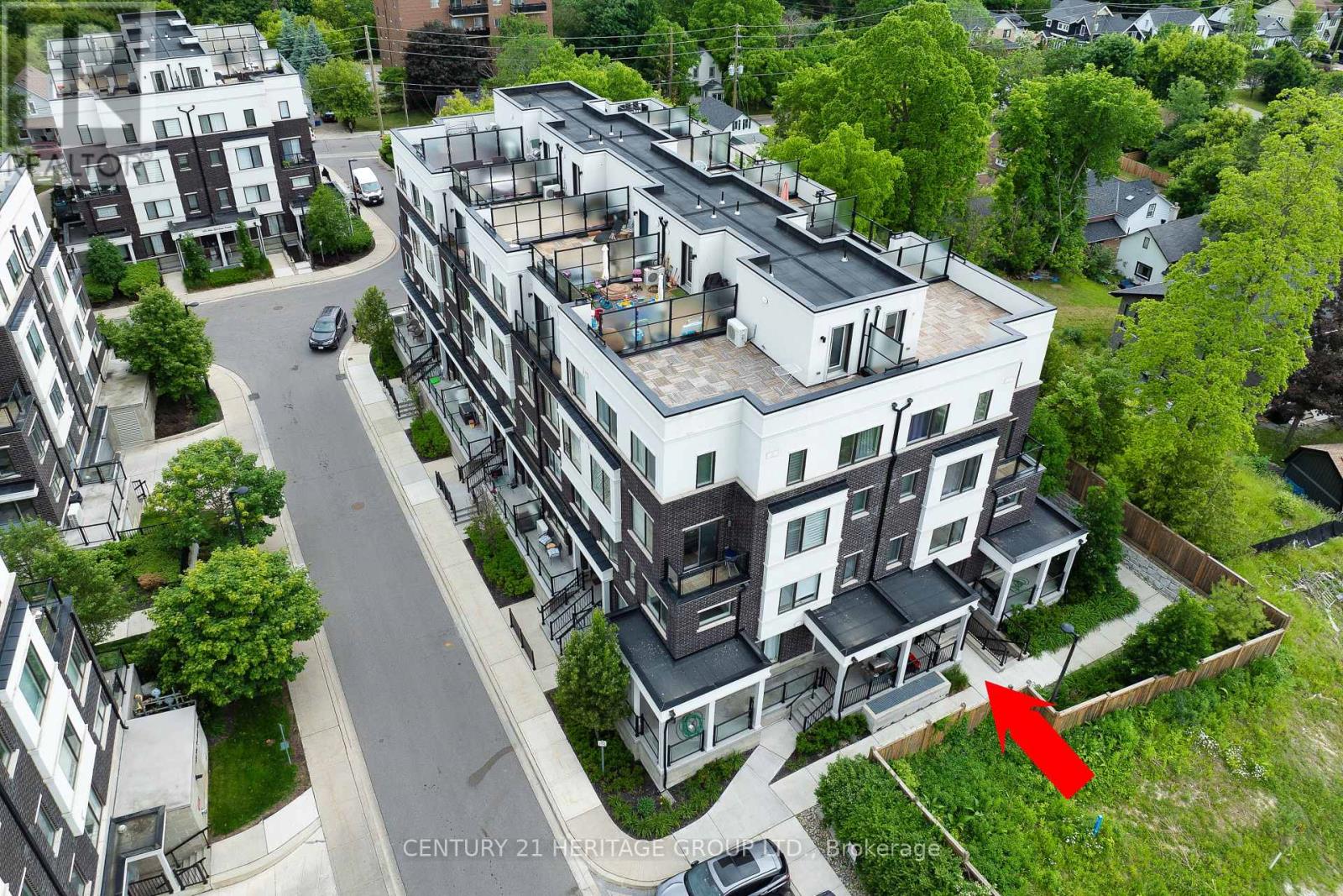 Property at 27 - 200 ALEX GARDNER CIRCLE image 2