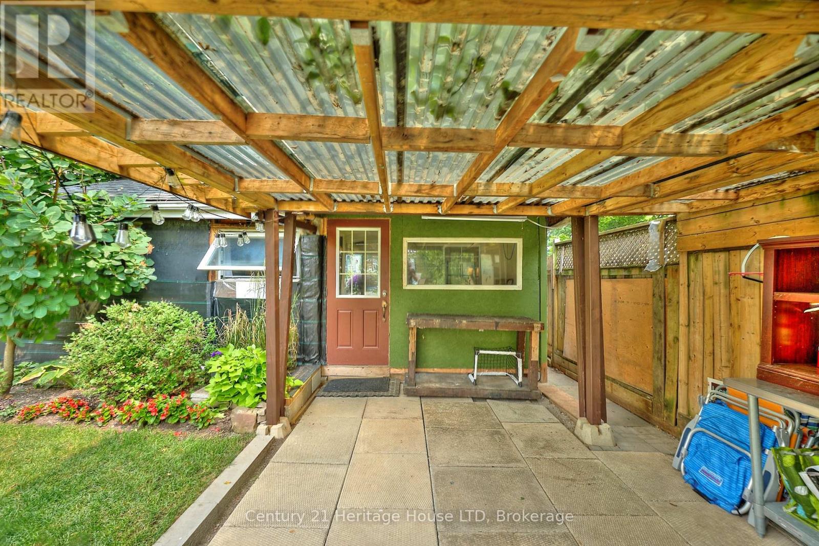 5086 Hutton Avenue, Niagara Falls (Downtown), Ontario  L2E 3X4 - Photo 23 - X12332412