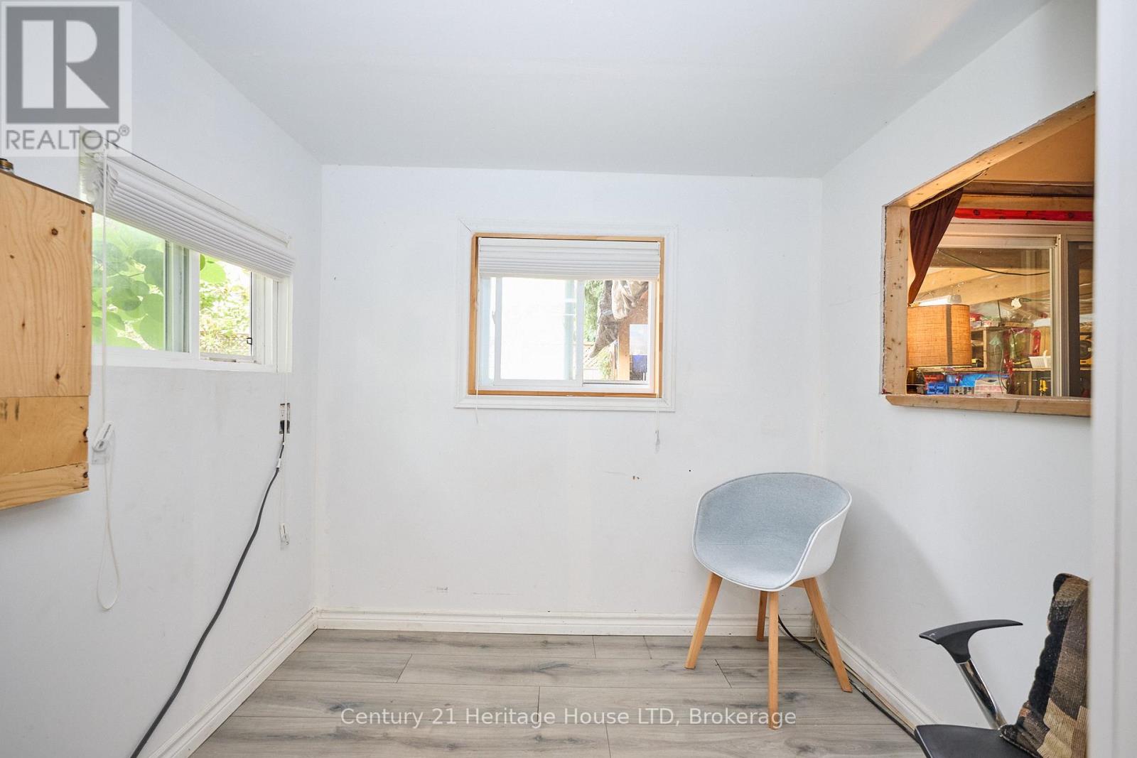 5086 Hutton Avenue, Niagara Falls (Downtown), Ontario  L2E 3X4 - Photo 30 - X12332412