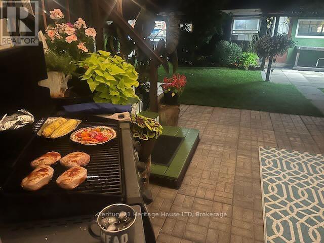 5086 Hutton Avenue, Niagara Falls (Downtown), Ontario  L2E 3X4 - Photo 33 - X12332412