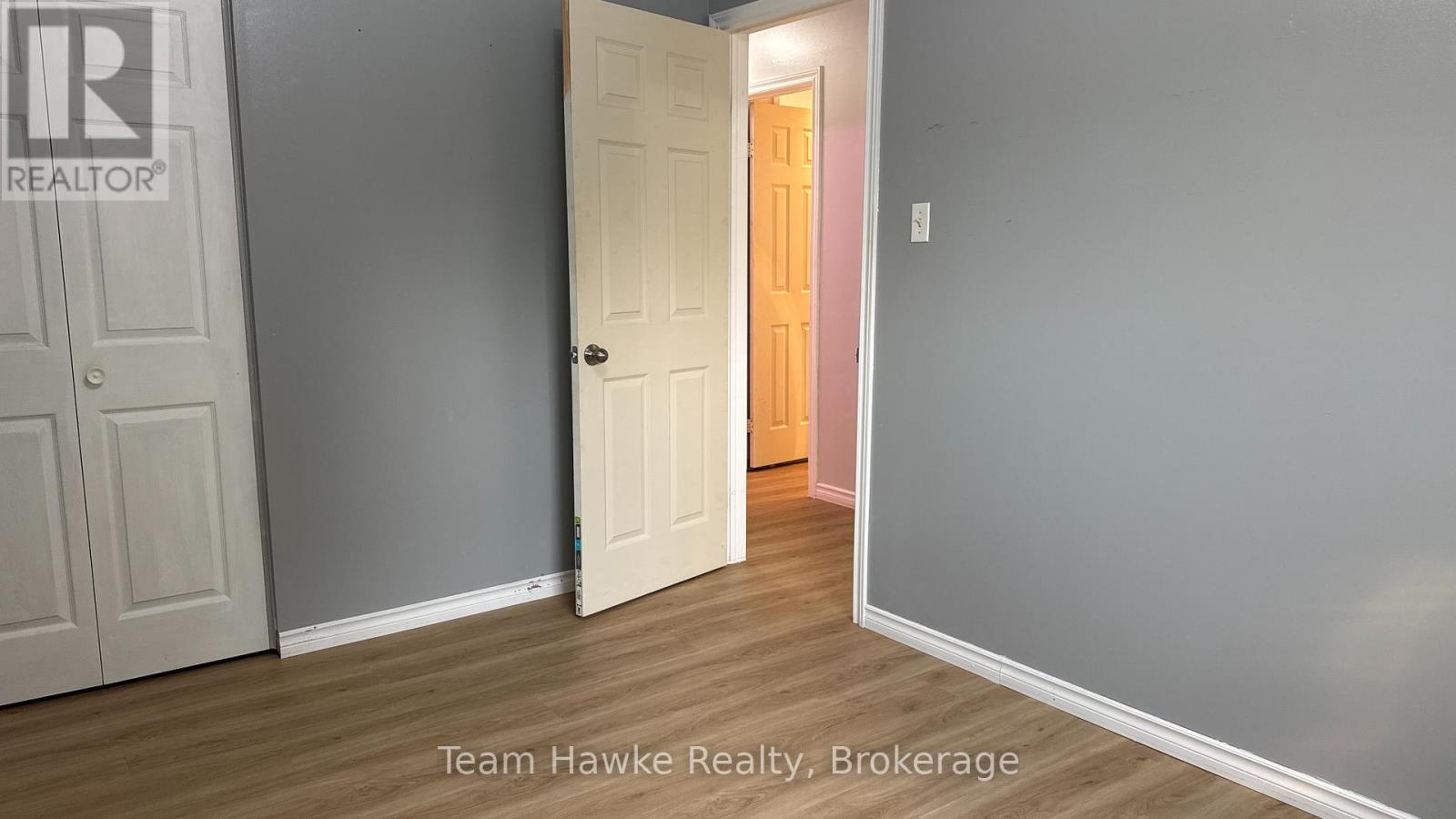 6 Beaumaur Drive, Penetanguishene, Ontario  L9M 1V7 - Photo 10 - S12332395