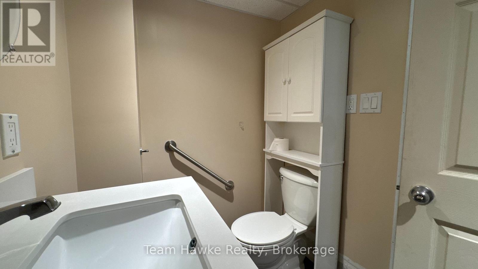 6 Beaumaur Drive, Penetanguishene, Ontario  L9M 1V7 - Photo 17 - S12332395