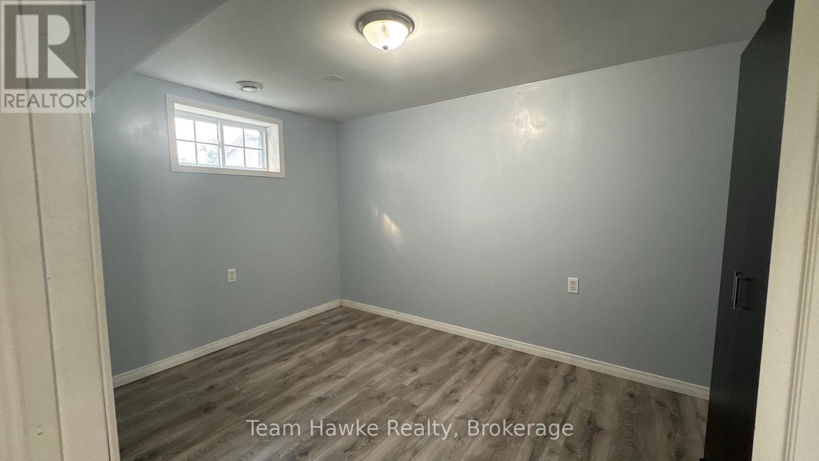 6 Beaumaur Drive, Penetanguishene, Ontario  L9M 1V7 - Photo 7 - S12332395