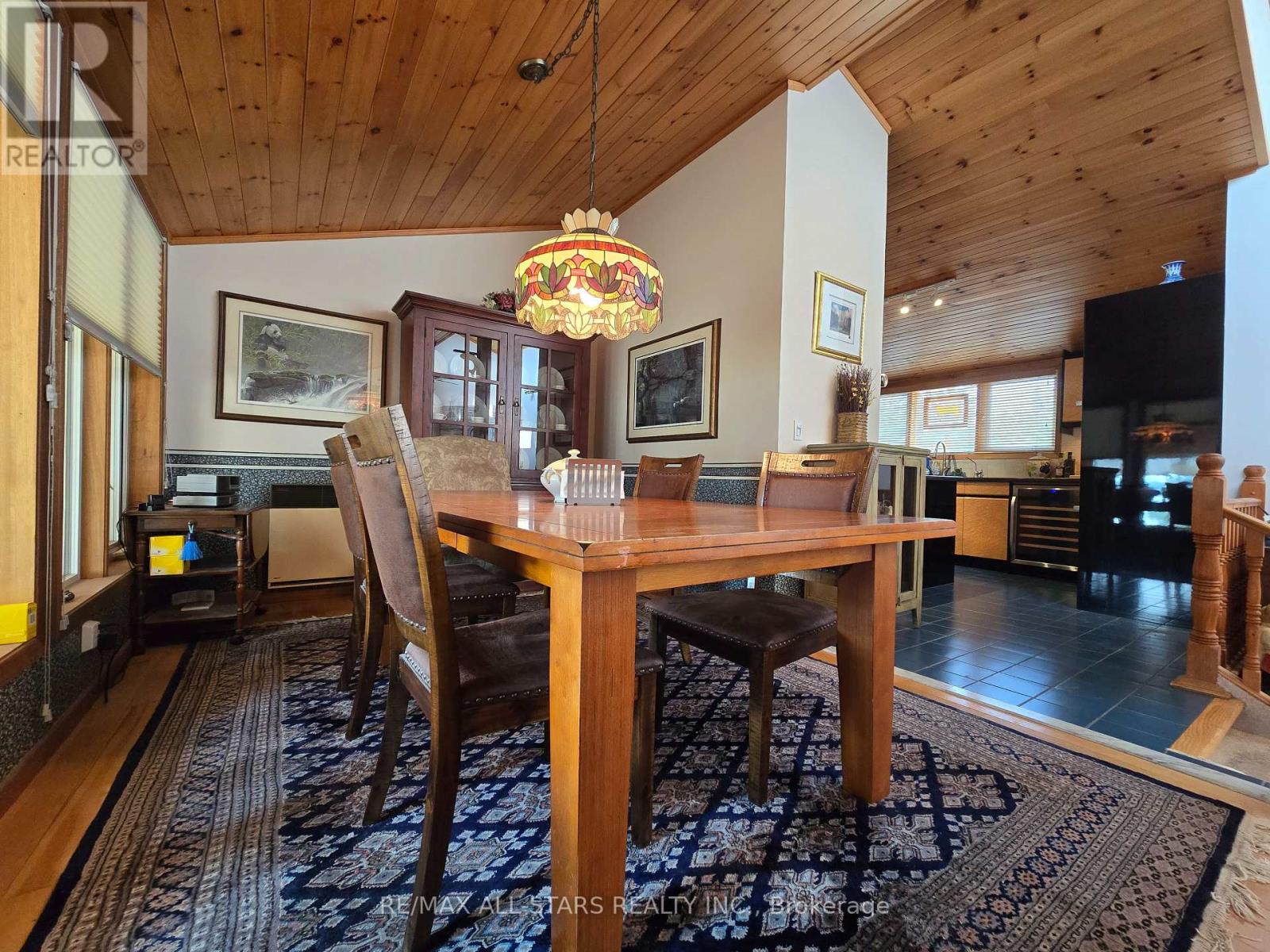 321 Rabys Shore Drive, Kawartha Lakes (Fenelon Falls), Ontario  K0M 1N0 - Photo 14 - X12332446