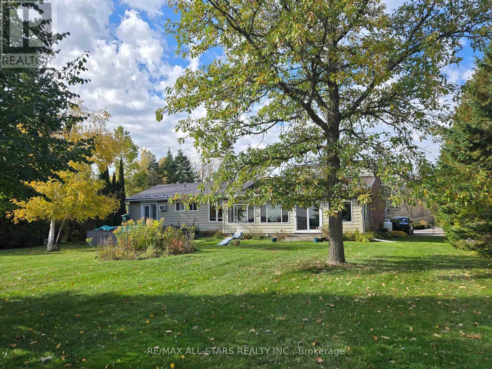 321 Rabys Shore Drive, Kawartha Lakes (Fenelon Falls), Ontario  K0M 1N0 - Photo 40 - X12332446