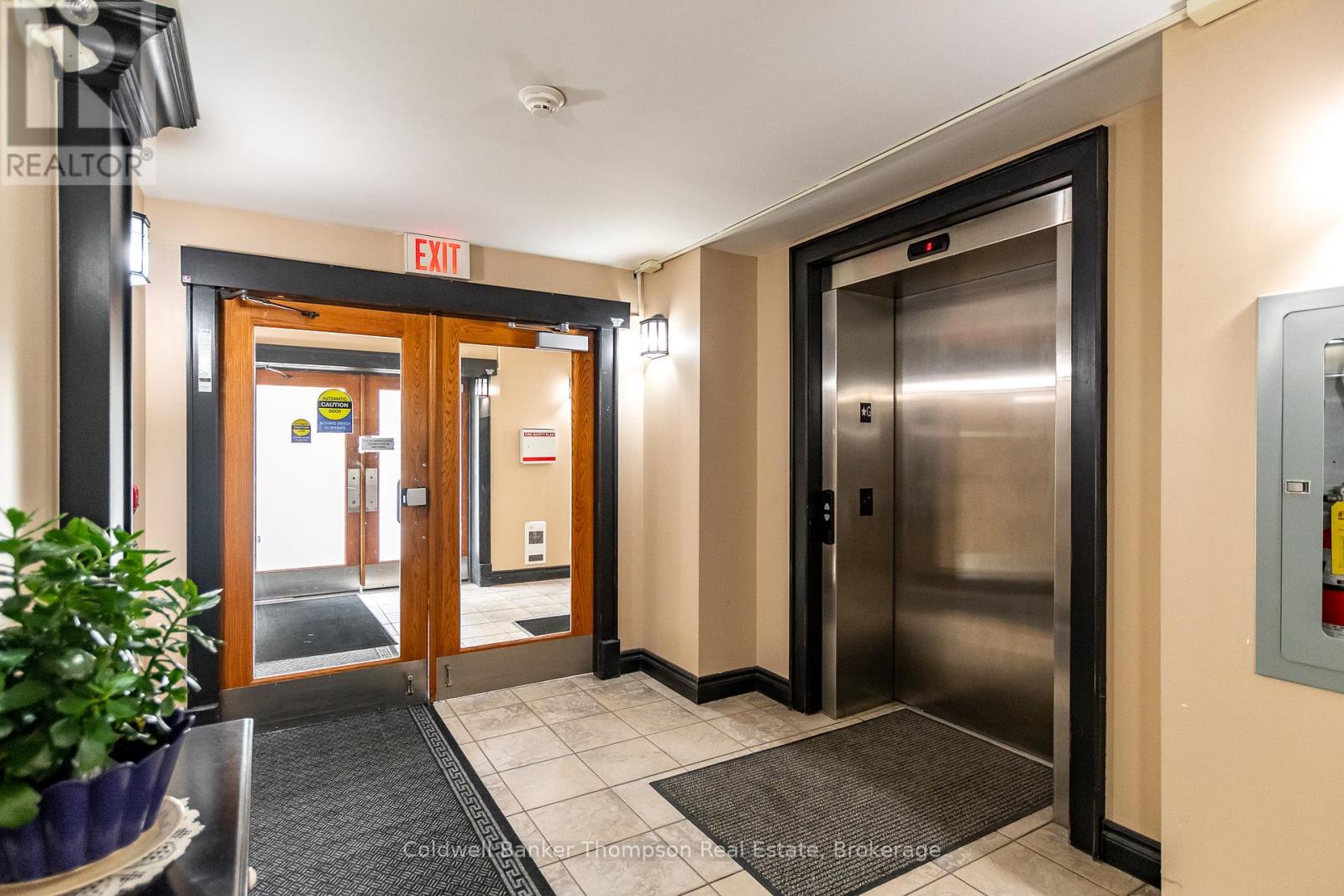 101 - 24 Dairy Lane, Huntsville, Ontario  P1H 0A4 - Photo 3 - X12332483