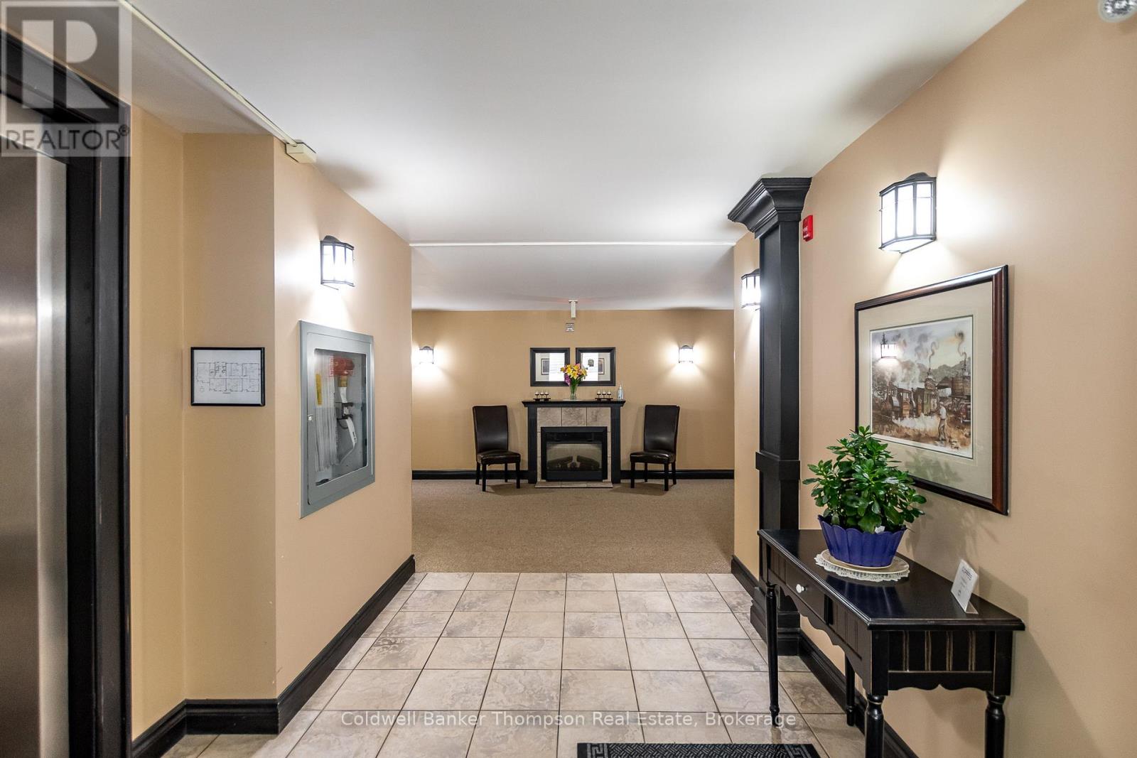 101 - 24 Dairy Lane, Huntsville, Ontario  P1H 0A4 - Photo 4 - X12332483