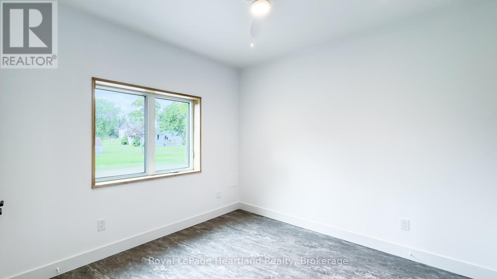 89 Isobel Street, Ashfield-Colborne-Wawanosh, Ontario  N0M 1R0 - Photo 20 - X12332511