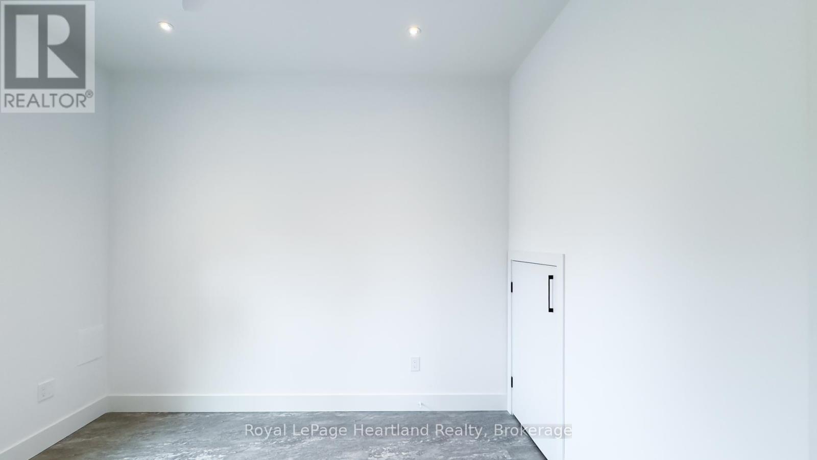 89 Isobel Street, Ashfield-Colborne-Wawanosh, Ontario  N0M 1R0 - Photo 21 - X12332511