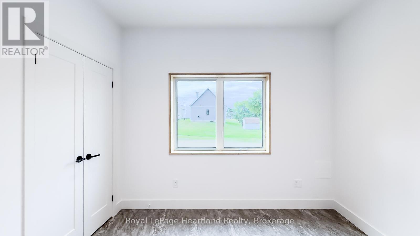 89 Isobel Street, Ashfield-Colborne-Wawanosh, Ontario  N0M 1R0 - Photo 22 - X12332511