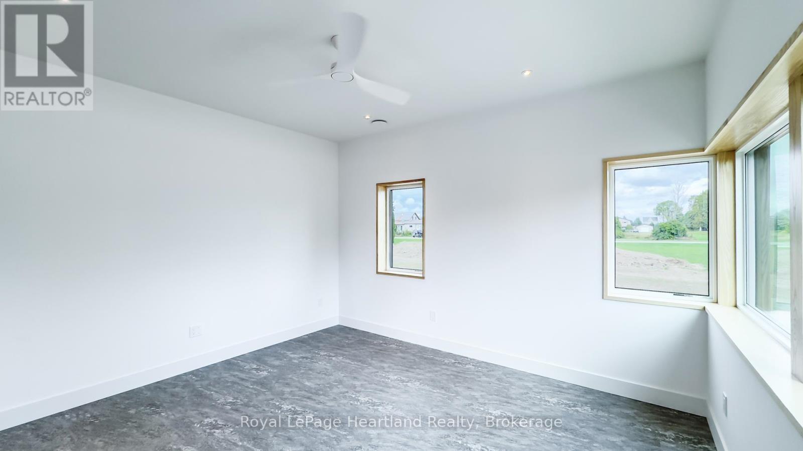 89 Isobel Street, Ashfield-Colborne-Wawanosh, Ontario  N0M 1R0 - Photo 27 - X12332511