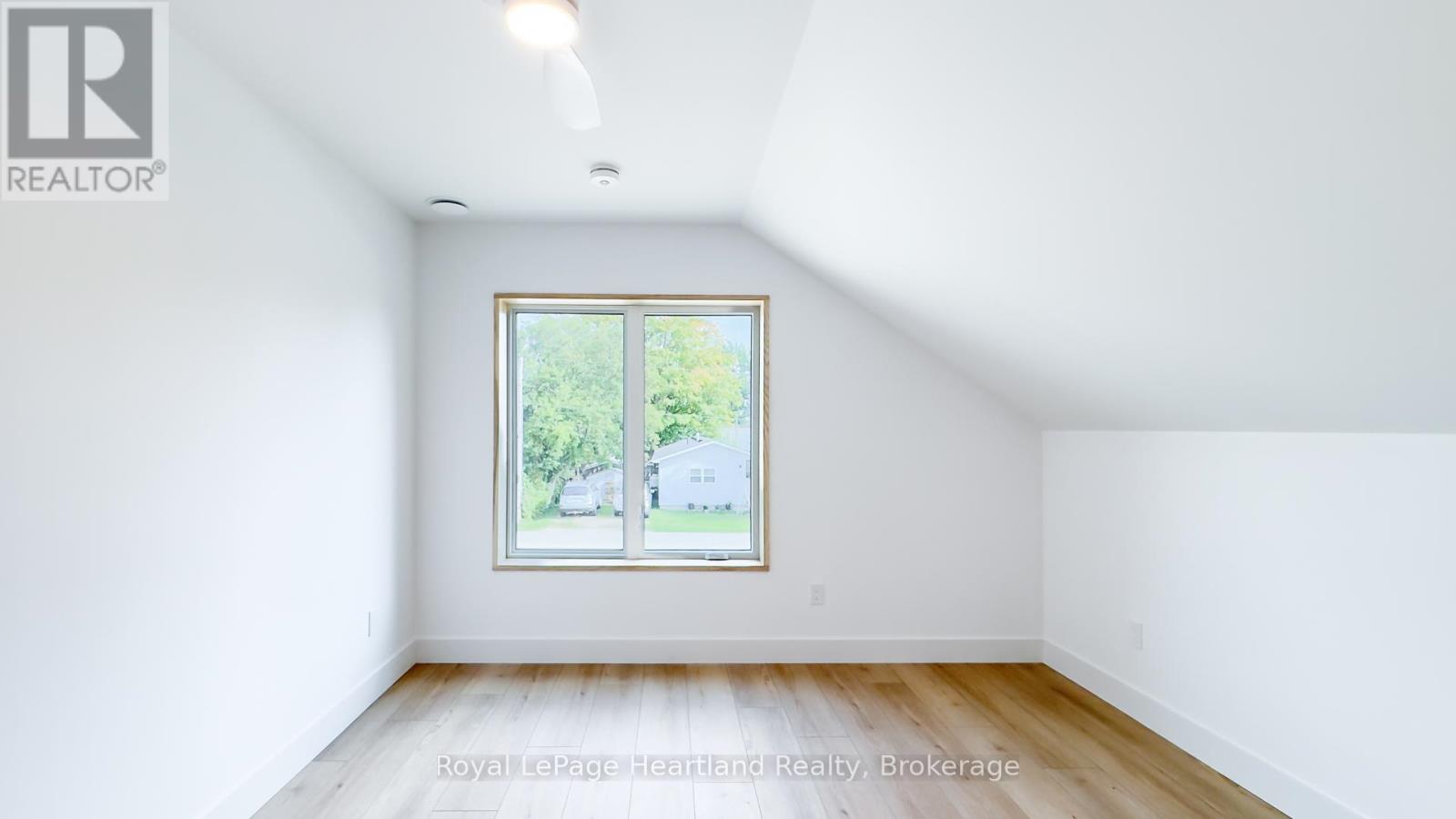 89 Isobel Street, Ashfield-Colborne-Wawanosh, Ontario  N0M 1R0 - Photo 34 - X12332511