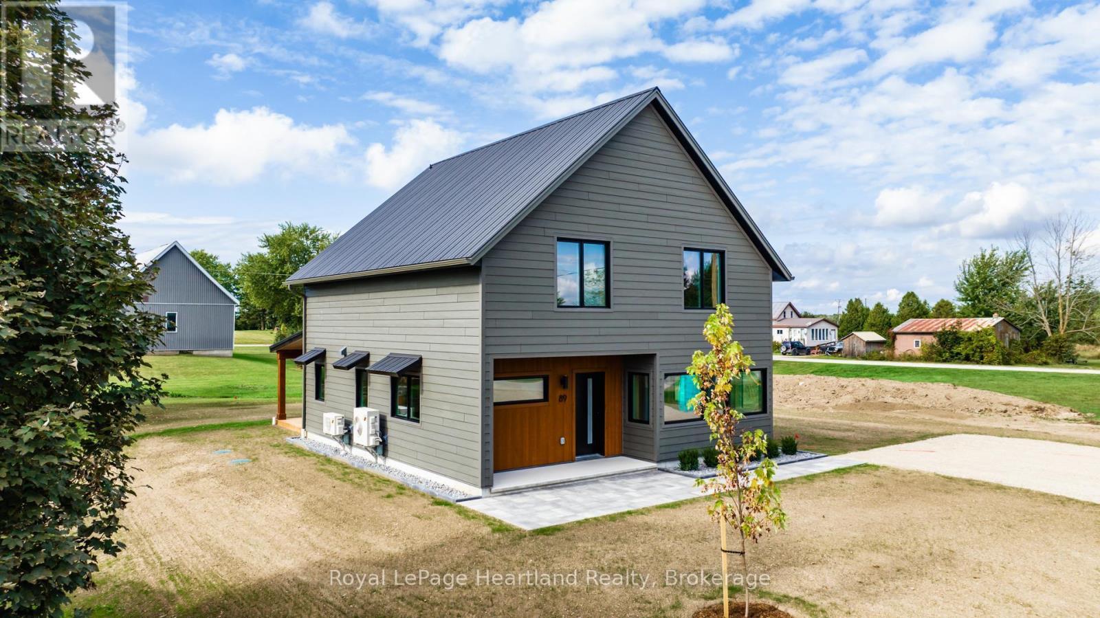 89 Isobel Street, Ashfield-Colborne-Wawanosh, Ontario  N0M 1R0 - Photo 47 - X12332511