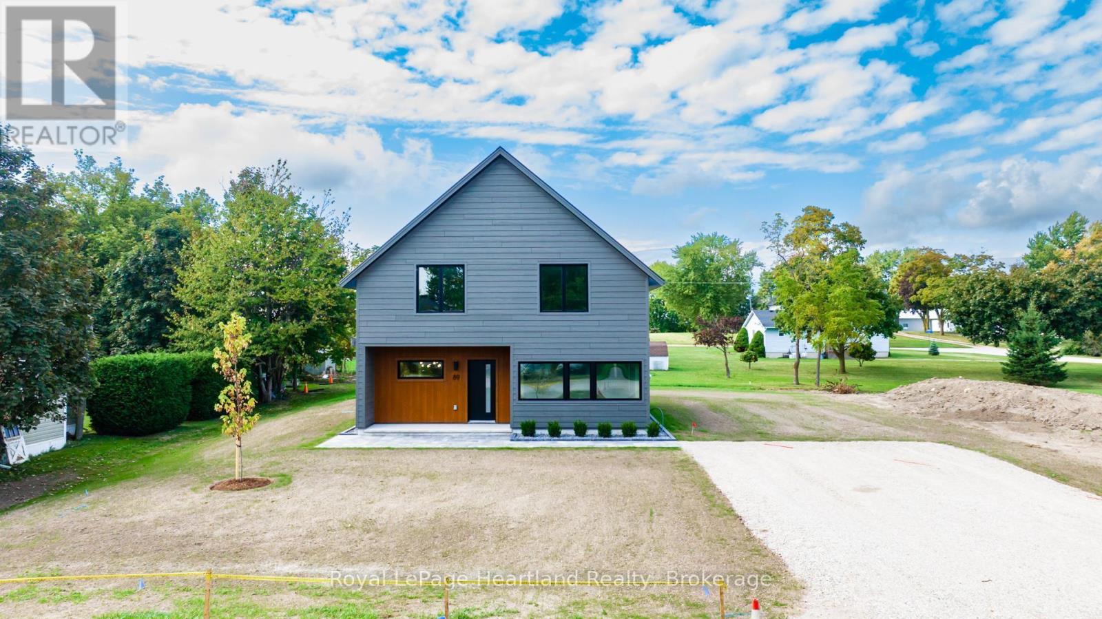 89 Isobel Street, Ashfield-Colborne-Wawanosh, Ontario  N0M 1R0 - Photo 50 - X12332511