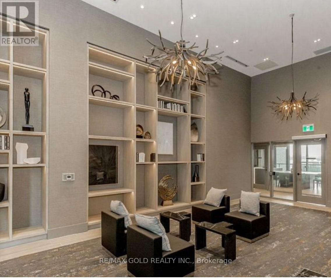 723 - 2450 Old Bronte Road W, Oakville, Ontario  L6M 5P6 - Photo 7 - W12332347