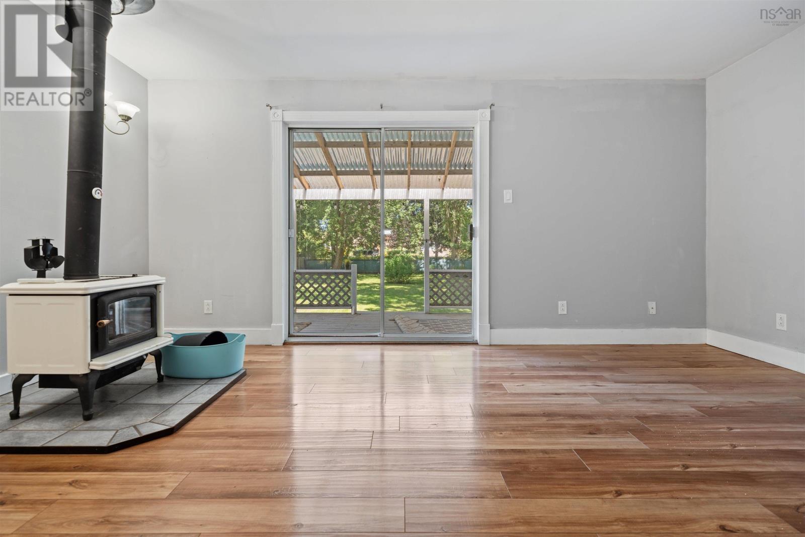 8 Regent Street, Amherst, Nova Scotia  B4H 4L2 - Photo 26 - 202520047