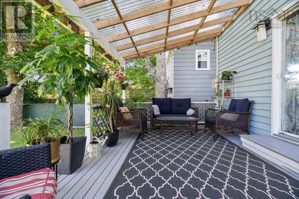 8 Regent Street, Amherst, Nova Scotia  B4H 4L2 - Photo 8 - 202520047