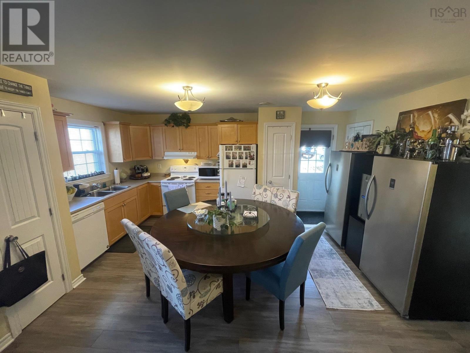 861/863 Beaver Bank Road, Beaver Bank, Nova Scotia  B4G 1C1 - Photo 19 - 202501407