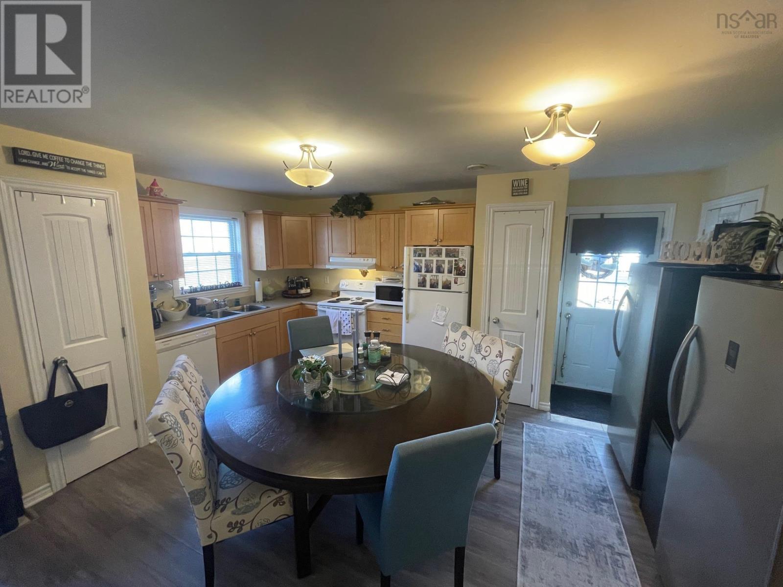 861/863 Beaver Bank Road, Beaver Bank, Nova Scotia  B4G 1C1 - Photo 18 - 202501407