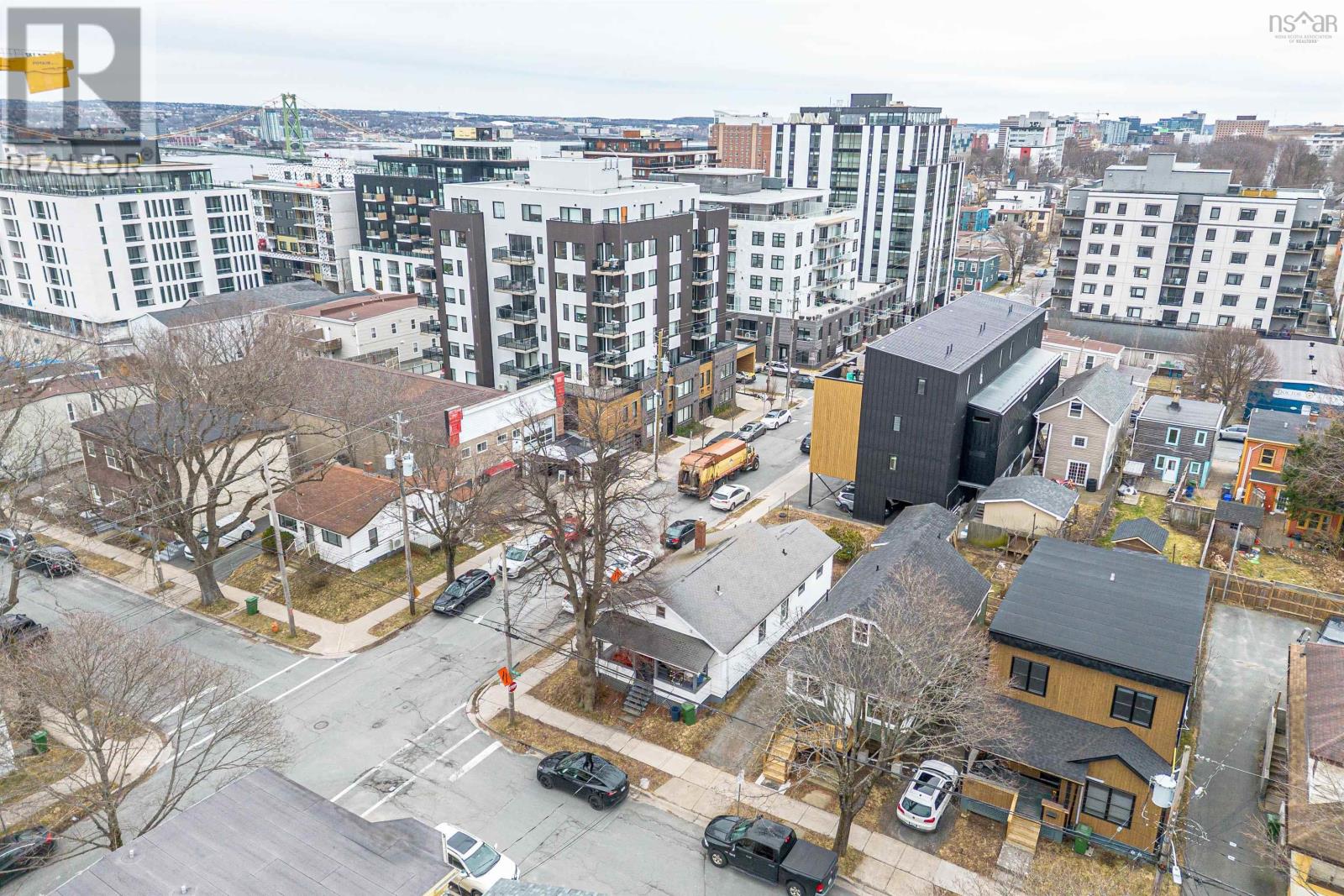 5644 Macara Street, Halifax, Nova Scotia  B3K 1W2 - Photo 38 - 202507302