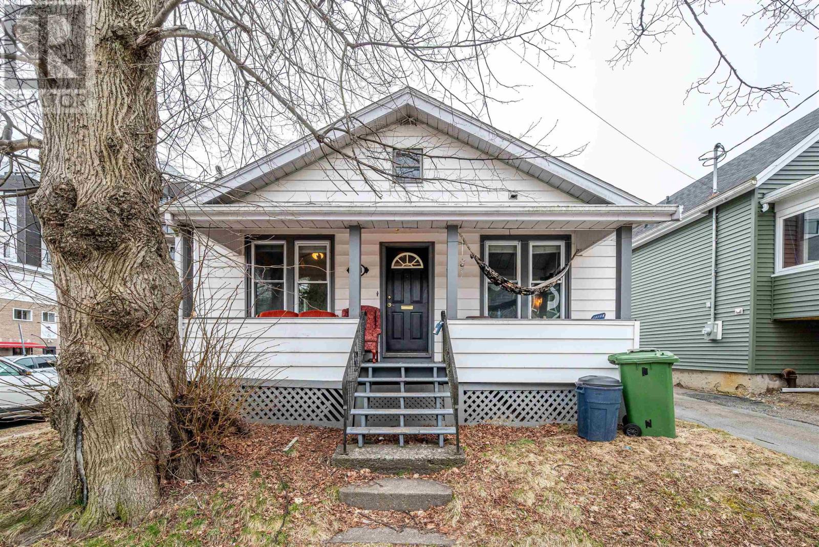 5644 Macara Street, Halifax, Nova Scotia  B3K 1W2 - Photo 12 - 202507303