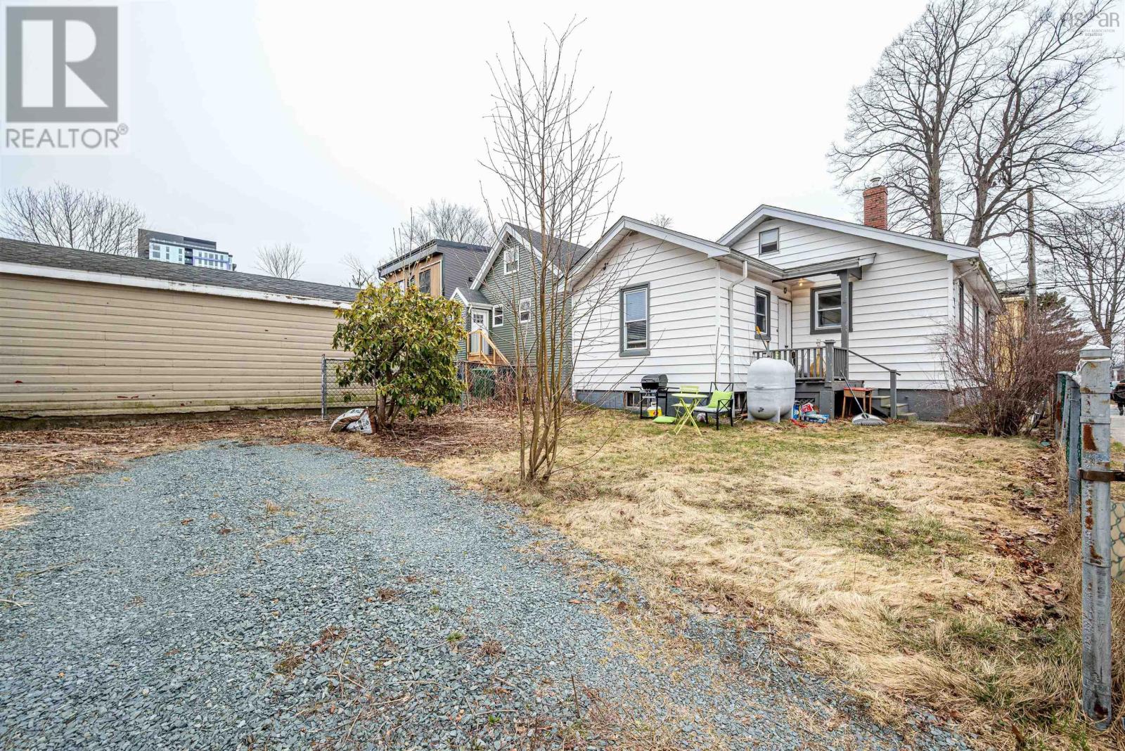 5644 Macara Street, Halifax, Nova Scotia  B3K 1W2 - Photo 20 - 202507303