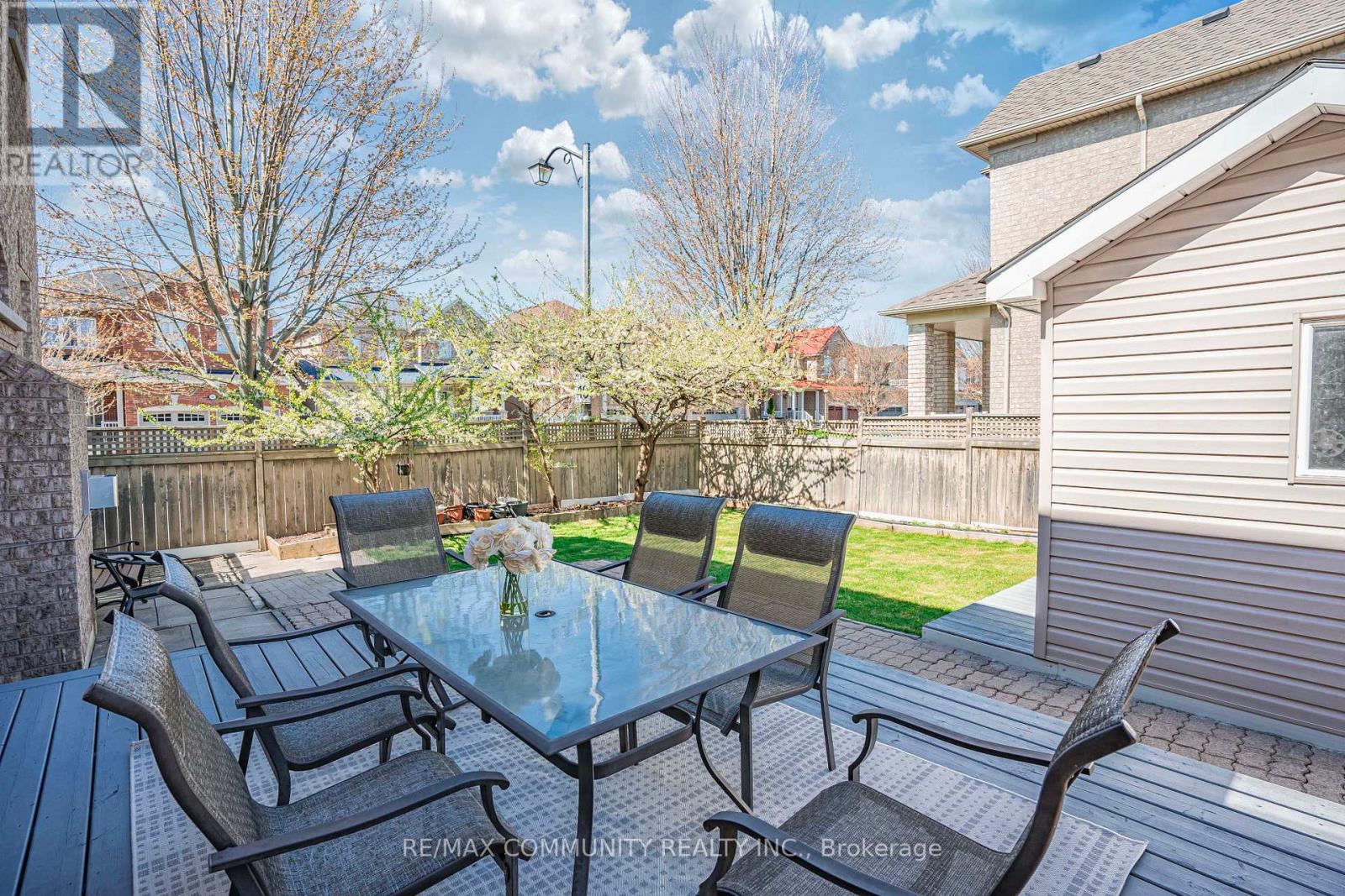 42 Reginald Lamb Crescent, Markham (Box Grove), Ontario  L6B 0B5 - Photo 40 - N12212117