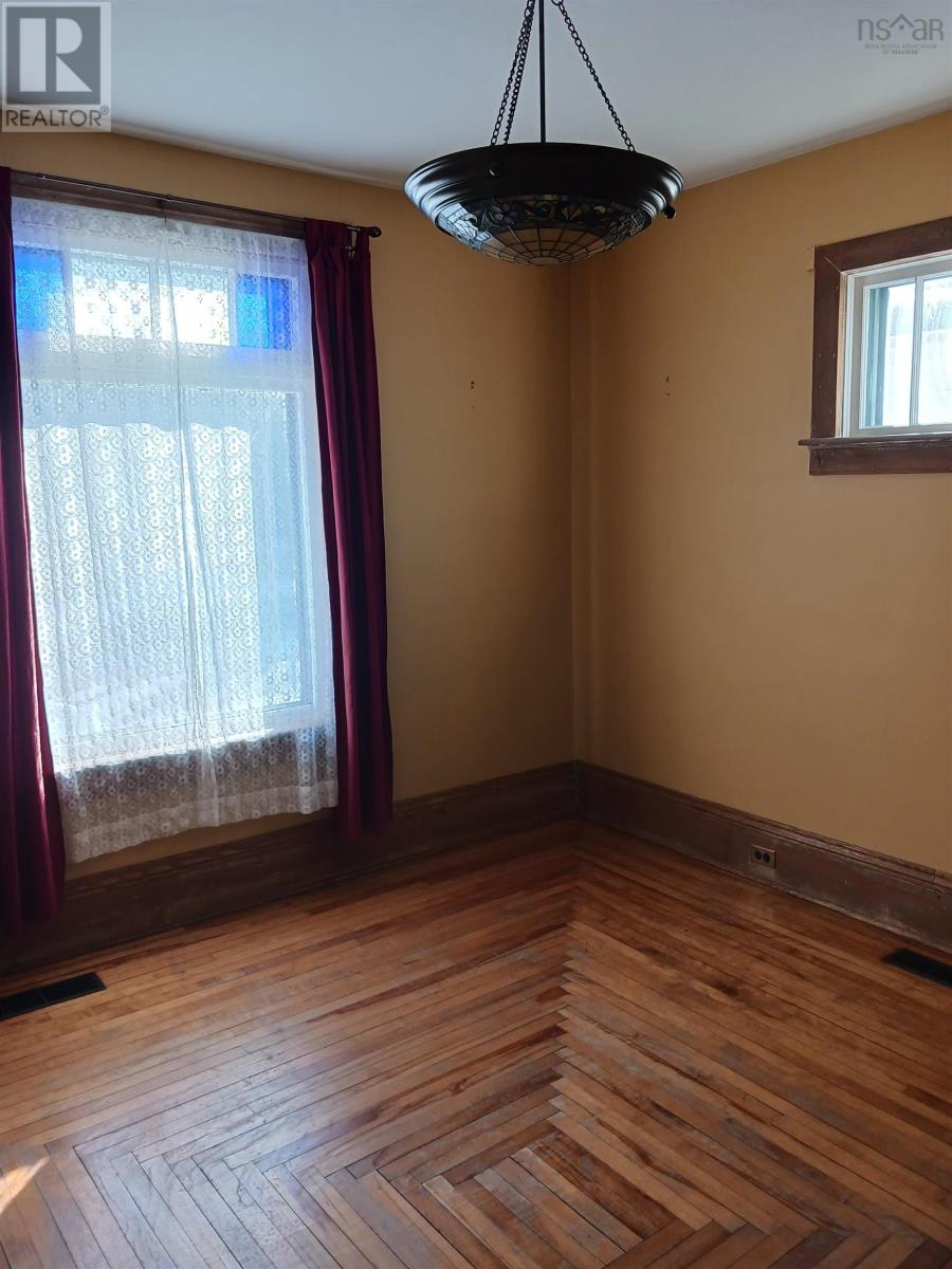 7 Alice Street, Truro, Nova Scotia  B2N 2M4 - Photo 29 - 202503274