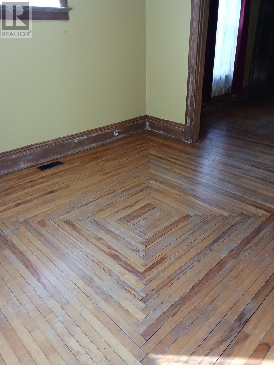 7 Alice Street, Truro, Nova Scotia  B2N 2M4 - Photo 28 - 202503274