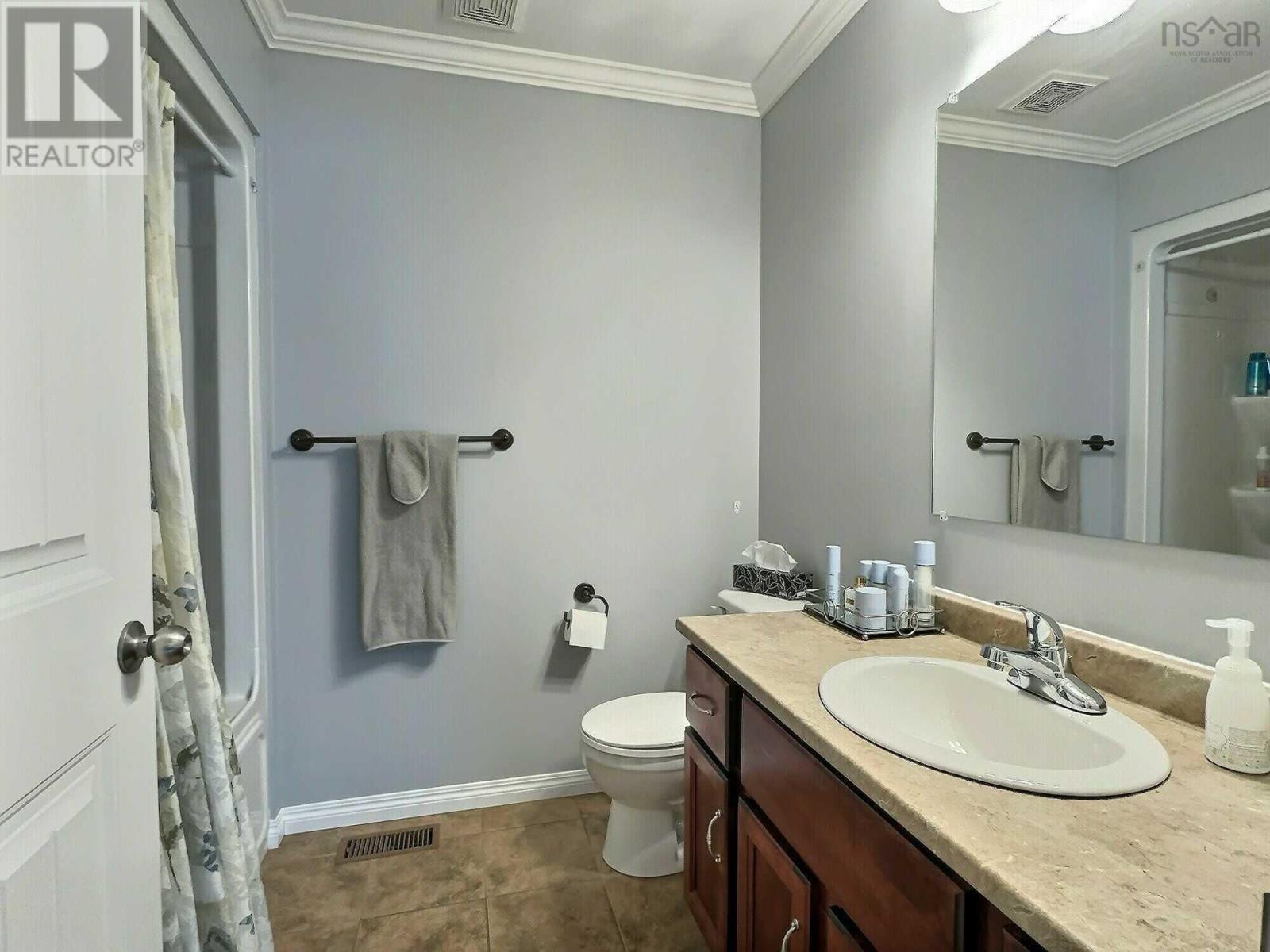 31 Wexford Drive, Valley, Nova Scotia  B6L 0A9 - Photo 14 - 202503821