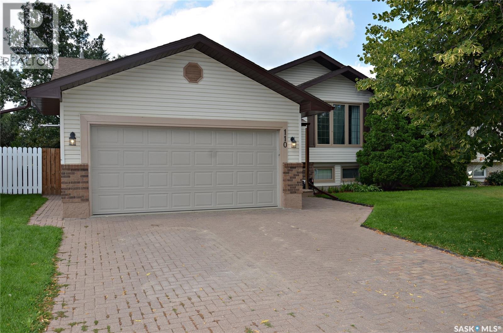 Property at 110 Bronson CRESCENT image 1