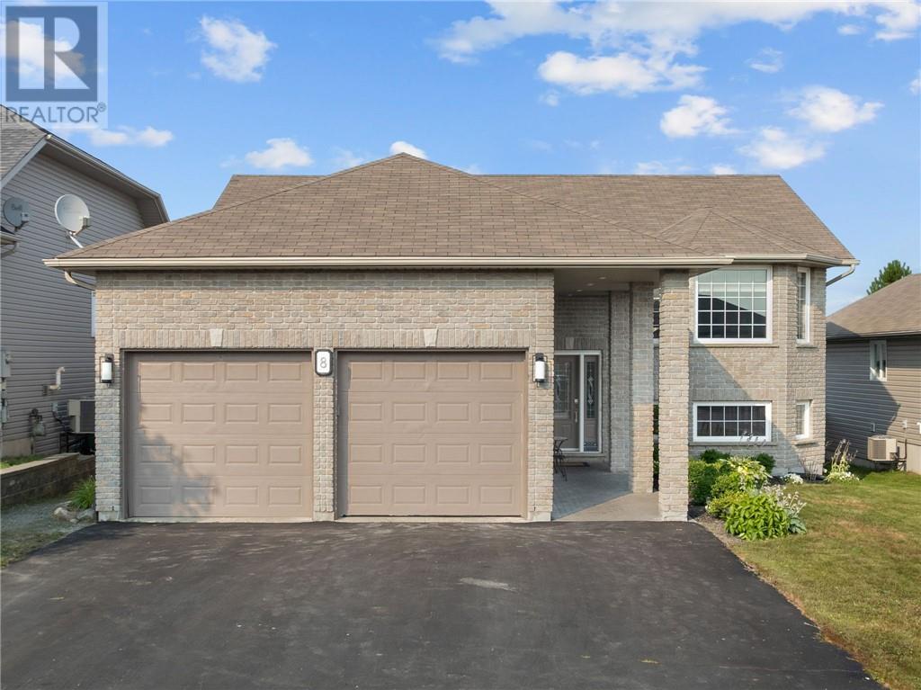 8 Alliston Street, Sudbury, Ontario