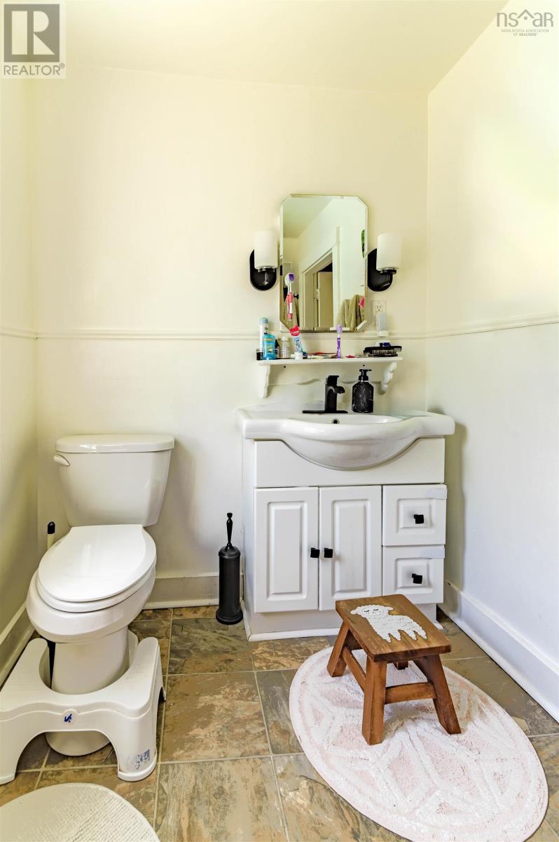 886 Maple Street, Waterville, Nova Scotia  B0P 1V0 - Photo 16 - 202519483