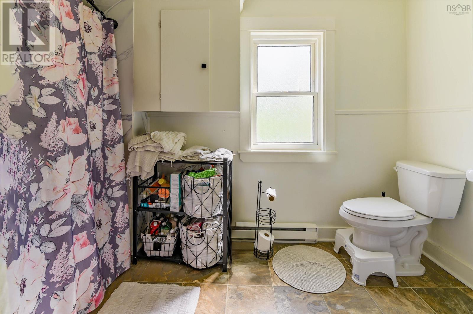 886 Maple Street, Waterville, Nova Scotia  B0P 1V0 - Photo 15 - 202519483