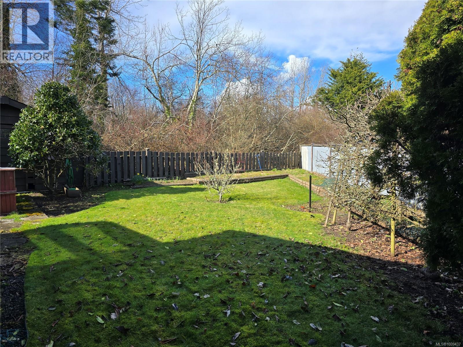 Property at 9596 Northlawn Terr image 2