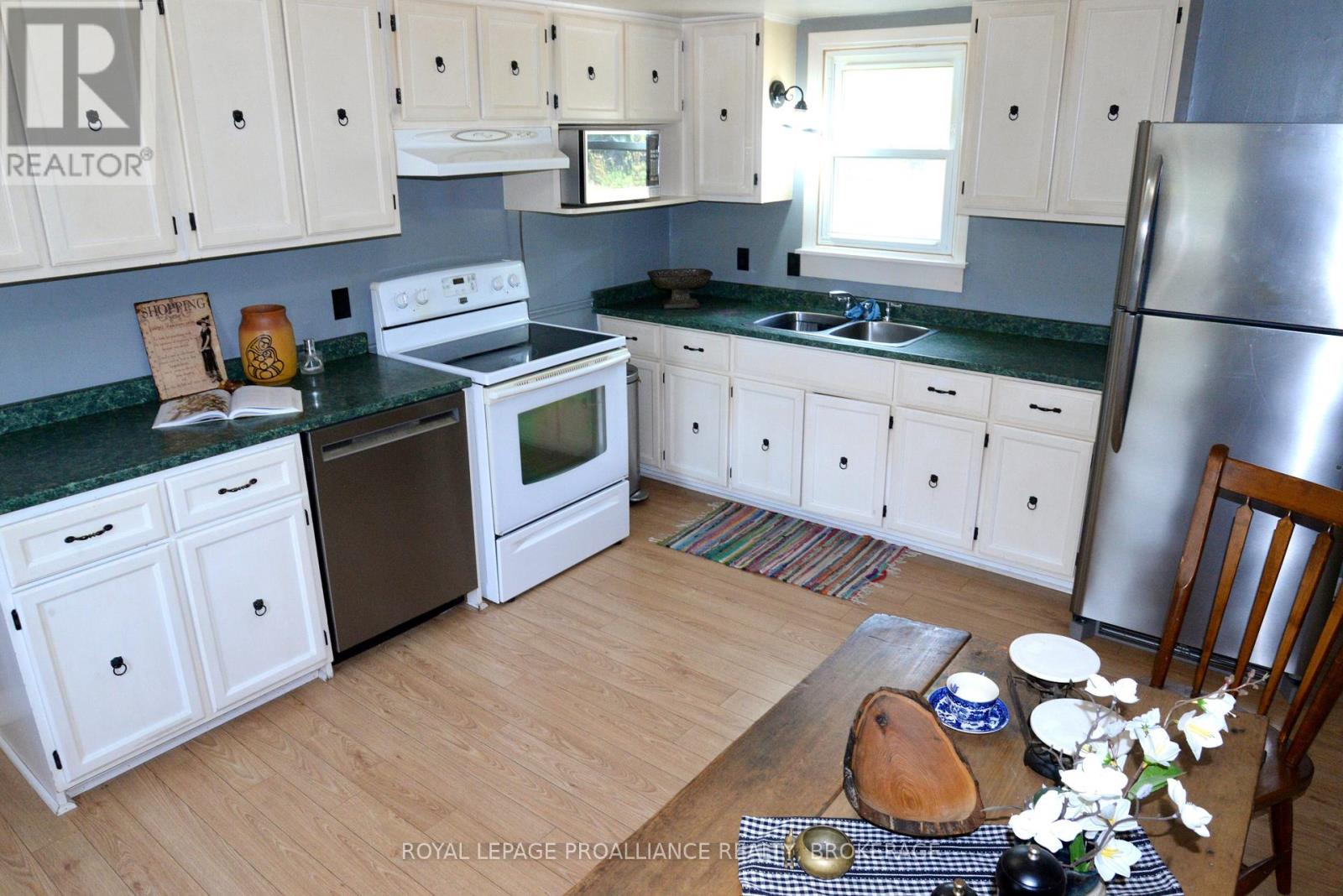 4664 Highway 15, Kingston, Ontario  K0H 2N0 - Photo 12 - X12332589