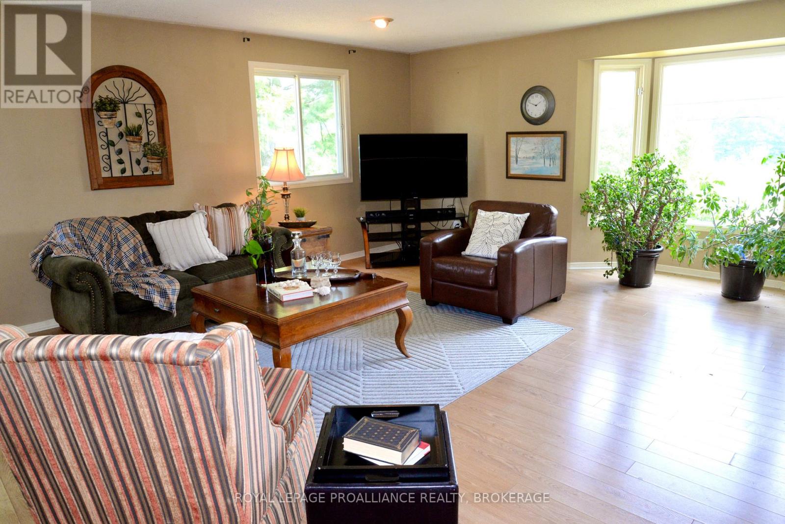 4664 Highway 15, Kingston, Ontario  K0H 2N0 - Photo 15 - X12332589