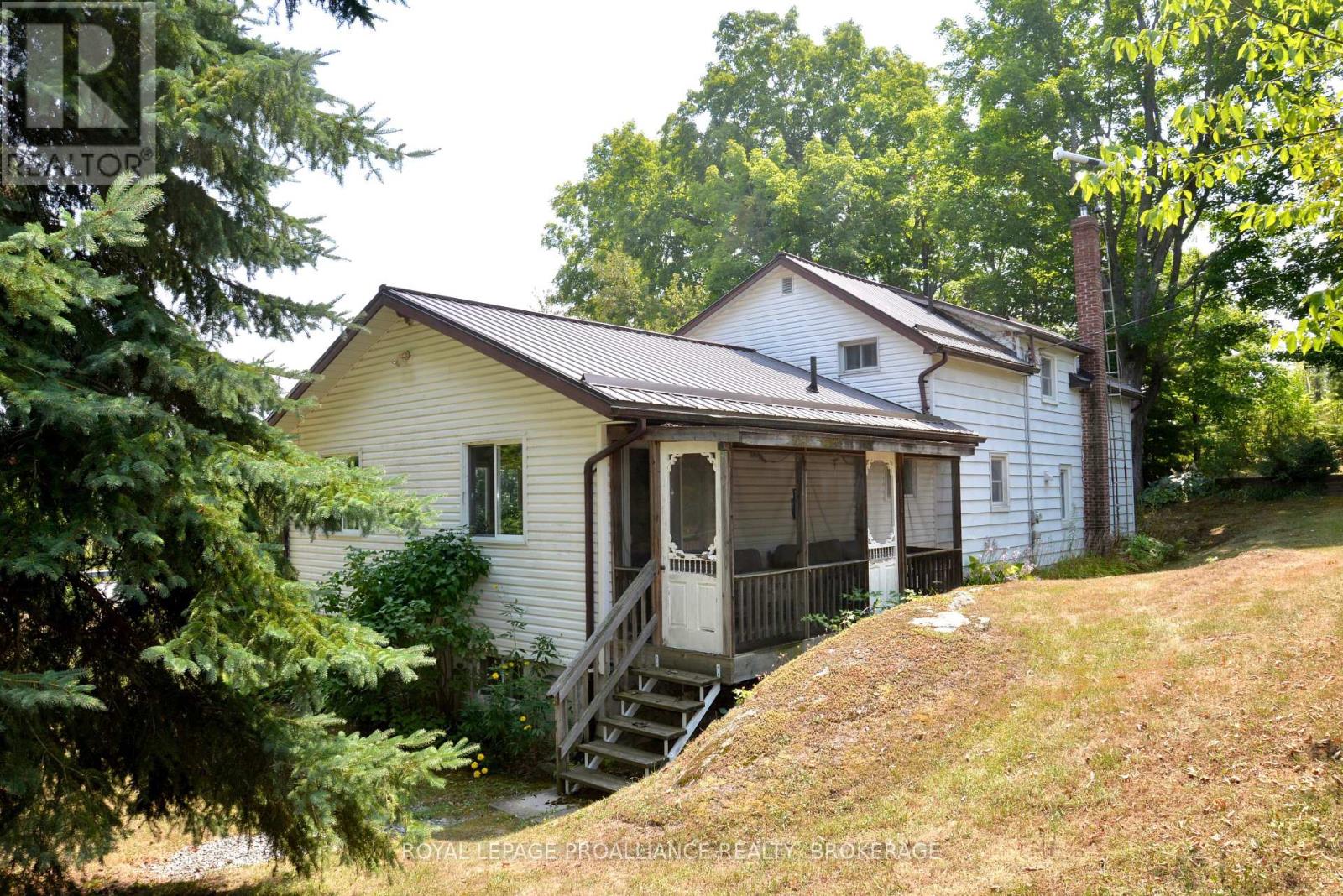 4664 Highway 15, Kingston, Ontario  K0H 2N0 - Photo 36 - X12332589