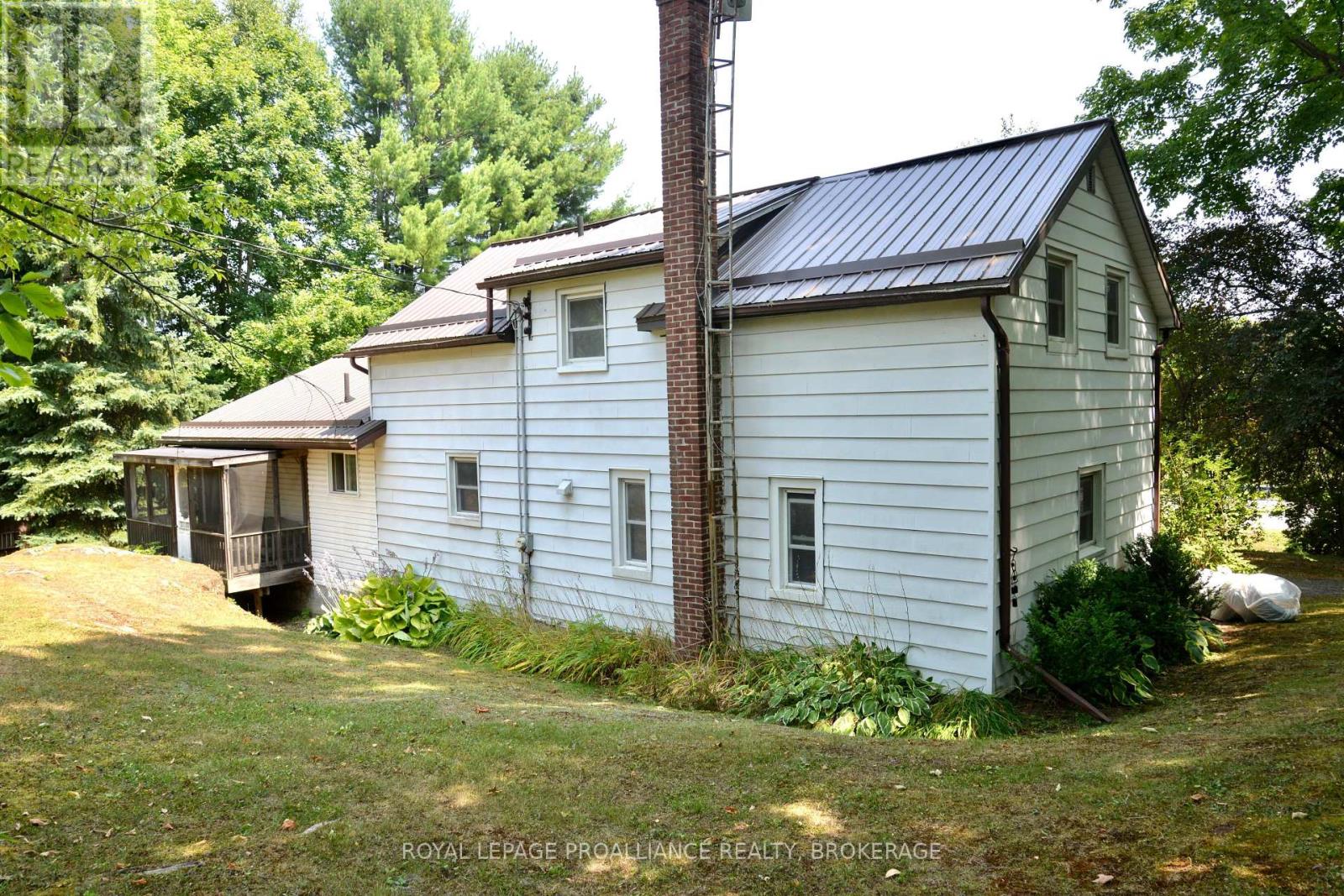 4664 Highway 15, Kingston, Ontario  K0H 2N0 - Photo 37 - X12332589