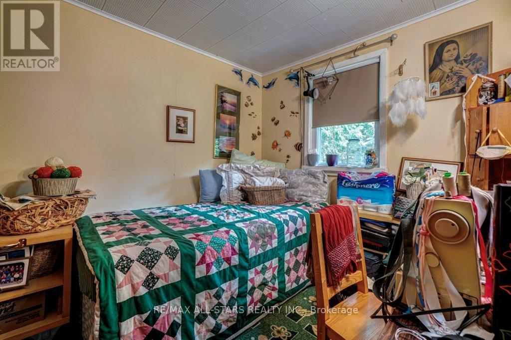 6 Leisure Lane, Kawartha Lakes, Ontario  K9V 4R1 - Photo 13 - X12332599