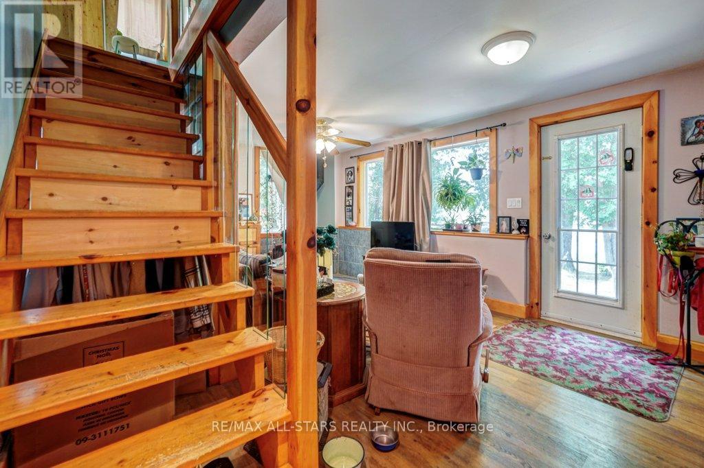 6 Leisure Lane, Kawartha Lakes, Ontario  K9V 4R1 - Photo 16 - X12332599