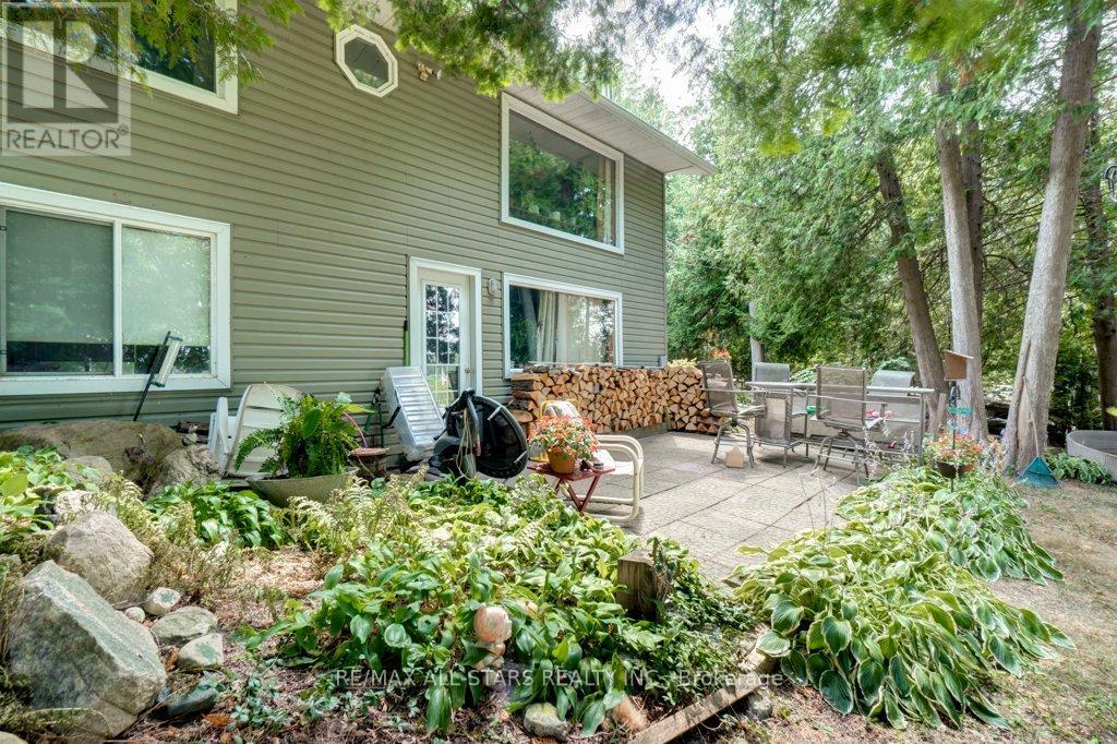 6 Leisure Lane, Kawartha Lakes, Ontario  K9V 4R1 - Photo 29 - X12332599
