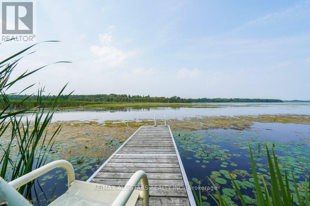 6 Leisure Lane, Kawartha Lakes, Ontario  K9V 4R1 - Photo 36 - X12332599