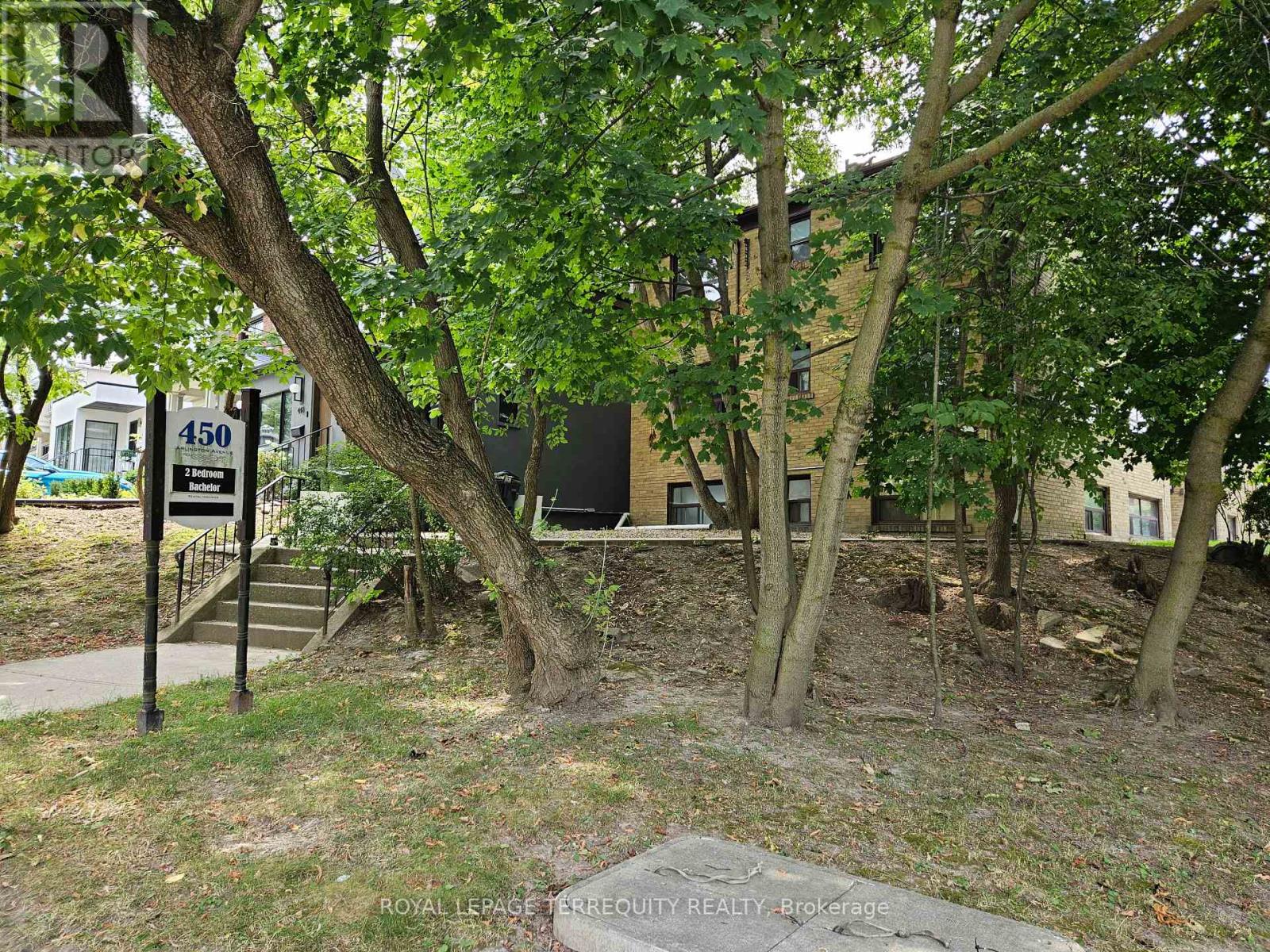 1 - 450 Arlington Avenue, Toronto, Ontario  M6C 3A2 - Photo 3 - C12332506