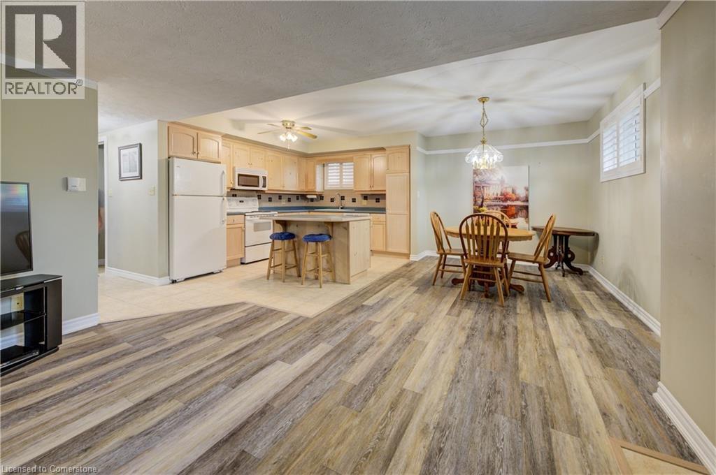 4907 Alexandra Avenue, Beamsville, Ontario  L0R 1B5 - Photo 19 - 40758624