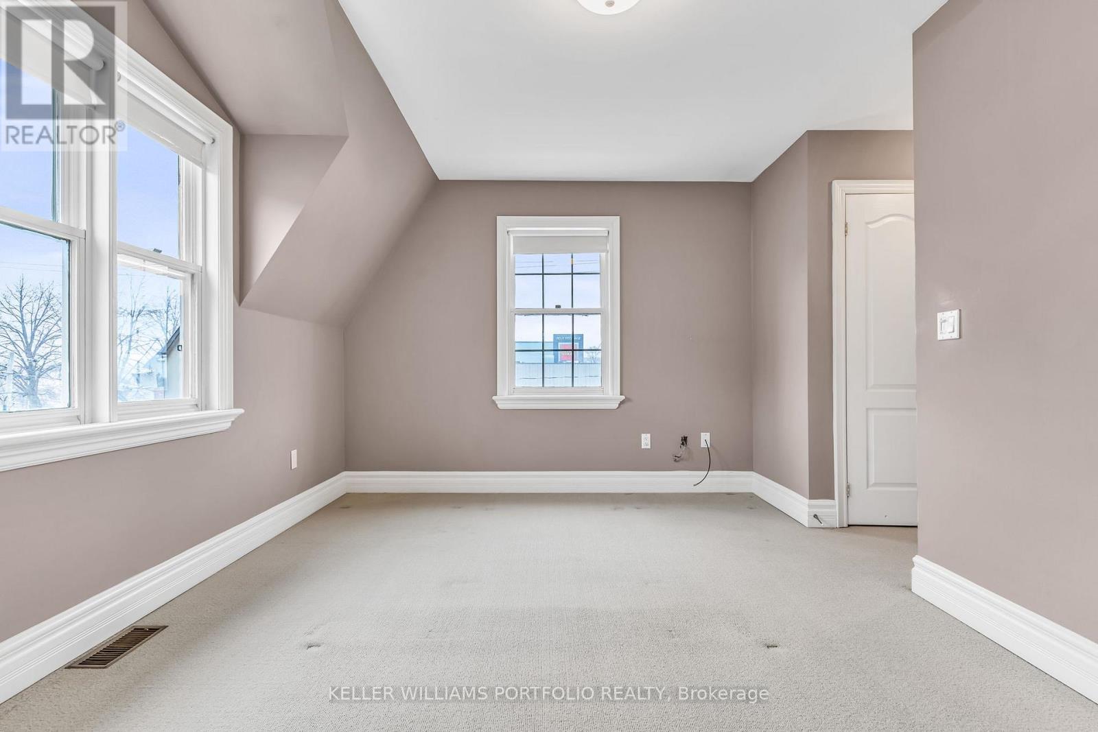 9a Woodfield Rd Road, Toronto, Ontario  M4L 2W4 - Photo 14 - E12332525