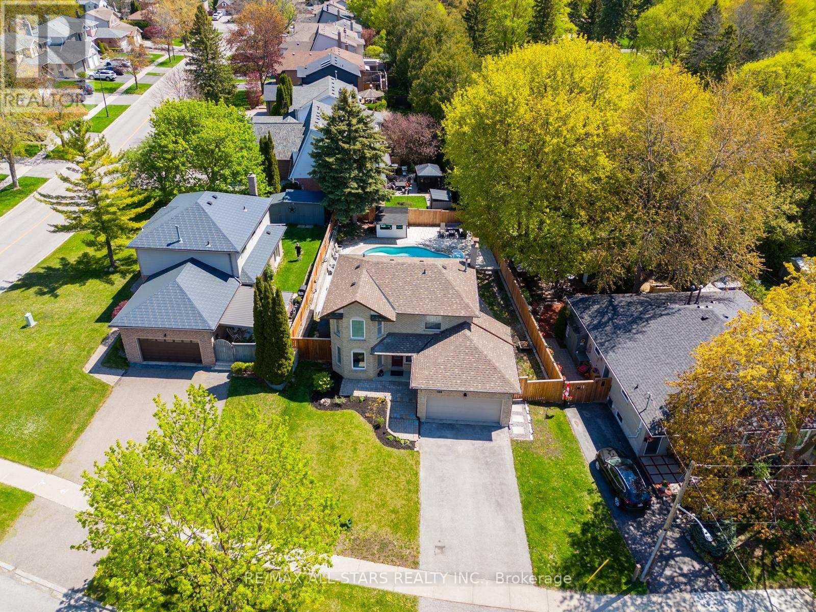 155 WILLOW LANE, Newmarket, Ontario