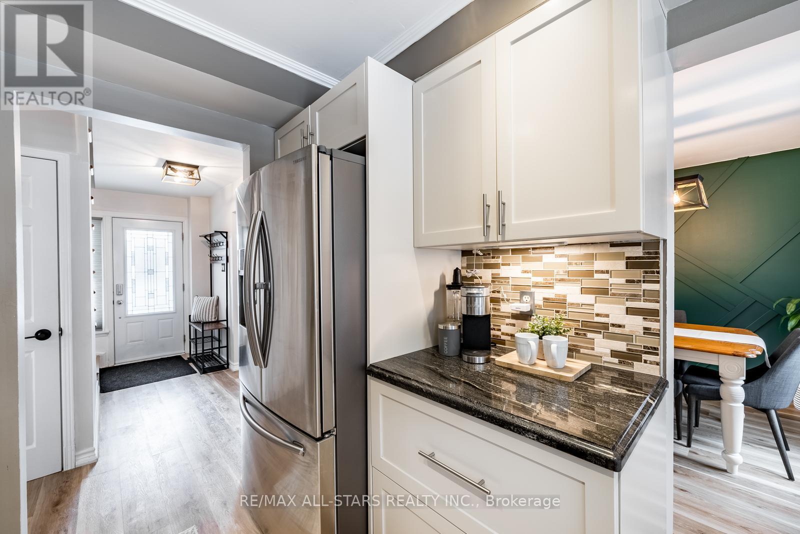 155 Willow Lane, Newmarket, Ontario  L3Y 4J1 - Photo 16 - N12332401