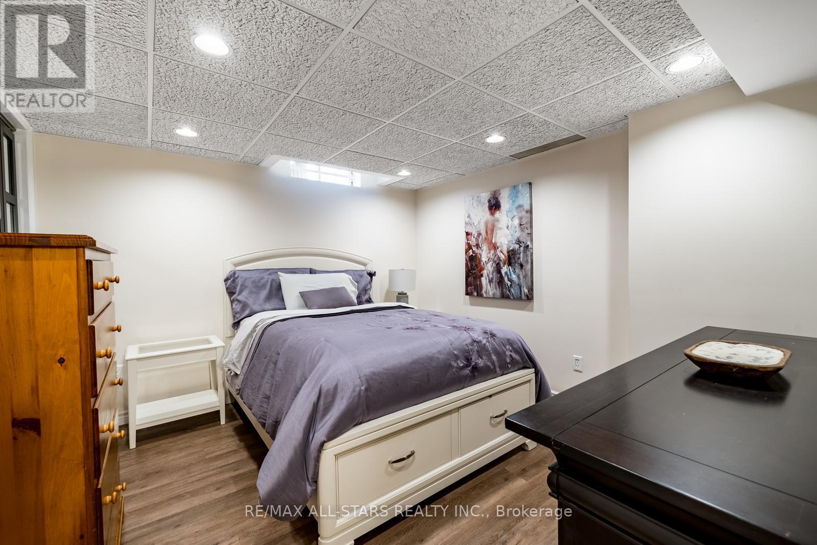 155 Willow Lane, Newmarket, Ontario  L3Y 4J1 - Photo 34 - N12332401